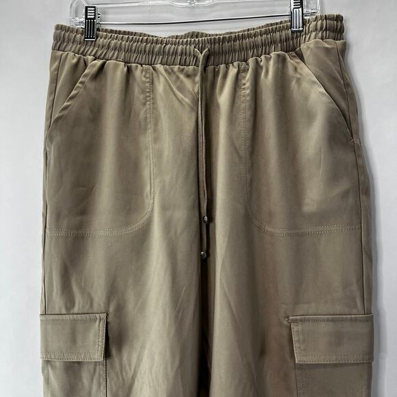 Max Studio Cargo Pants Beige Size M - Picture 2 of 8